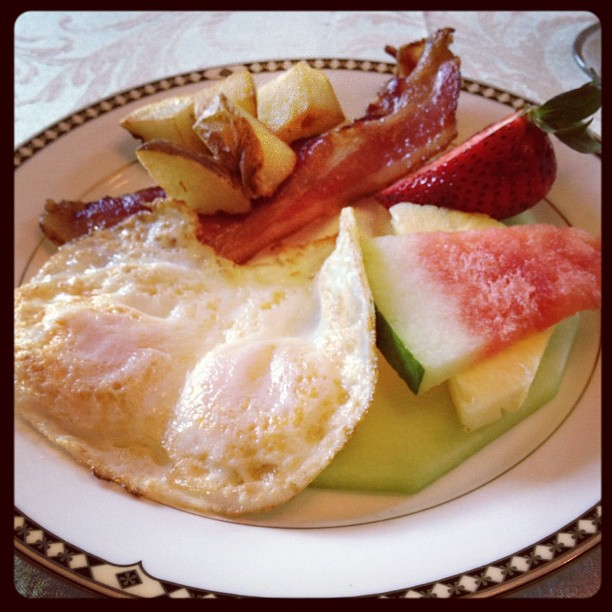 breakfast Omni Independence Park