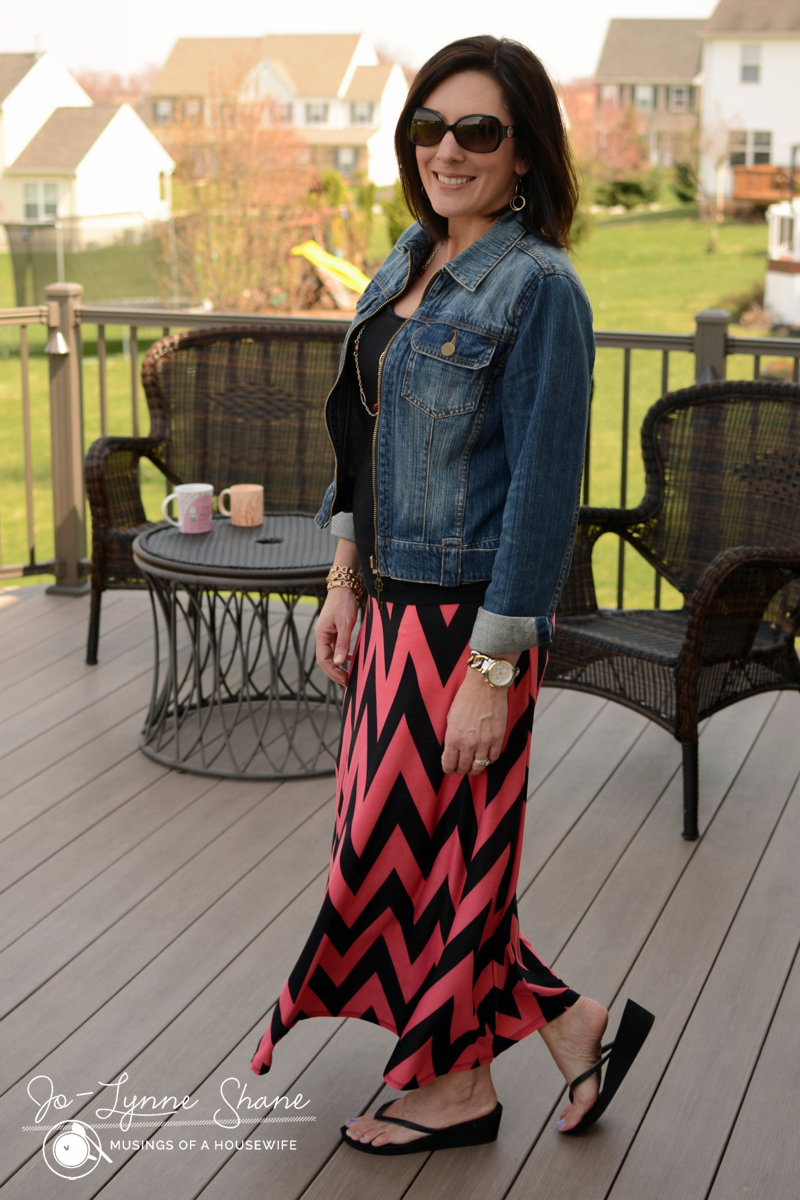 how to wear maxi skirt
