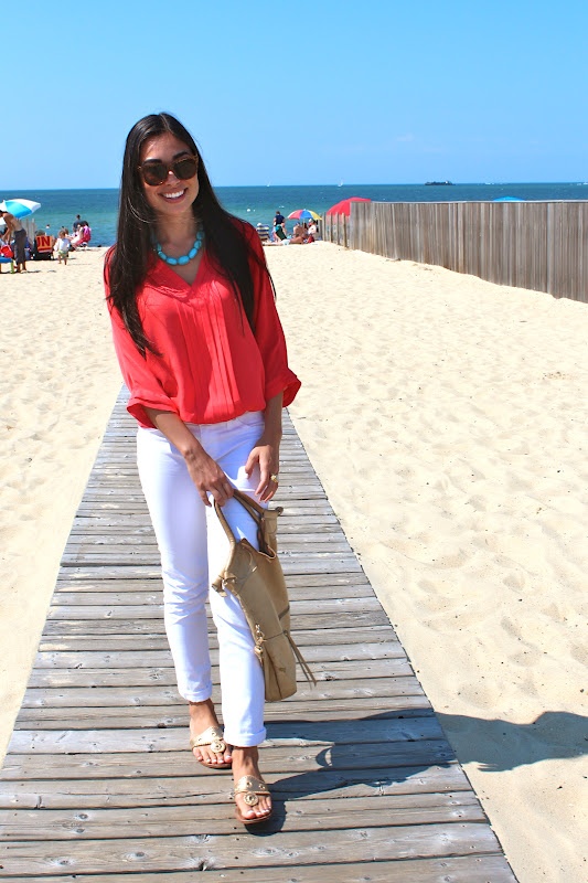 How To Wear White Jeans for Spring: white jeans with coral