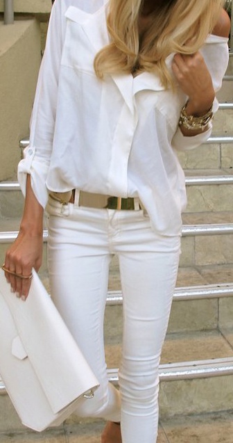 How To Wear White Jeans for Spring: white on white