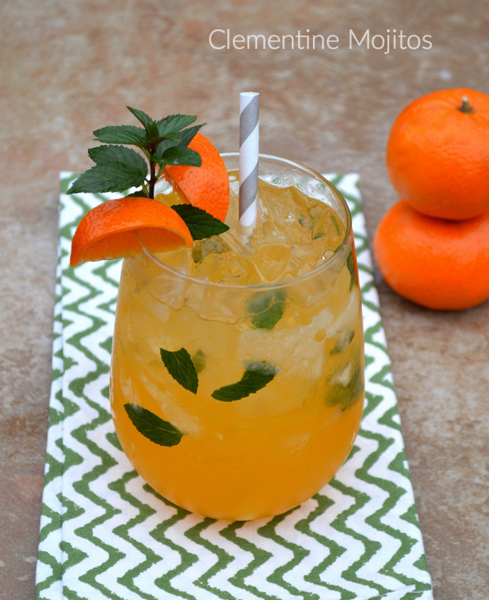 Clementine Mojitos: This Clementine Mojito Recipe is a lovely cocktail for the winter holidays. So delicious and refreshing!