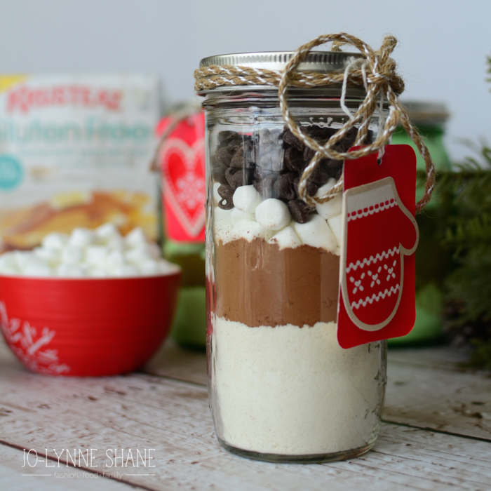 Homemade Teacher Gift Idea: Hot Chocolate Pancakes in a Jar