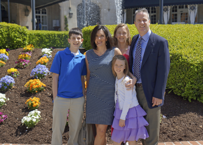 easter-family-picture