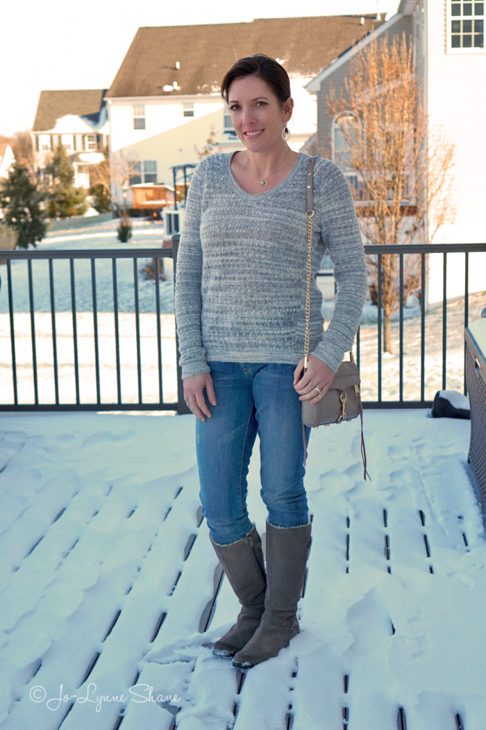 Casual Winter Outfit for Moms