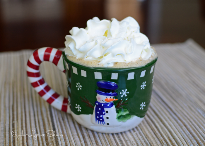 Peppermint Mocha Latte Recipe: Make your coffeehouse favorite AT HOME!