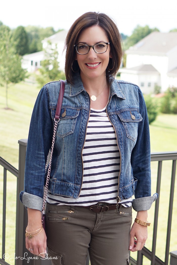 26 Days of Fall Outfit Ideas: Stripes + Olive Cargos + Denim Jacket + Leopard