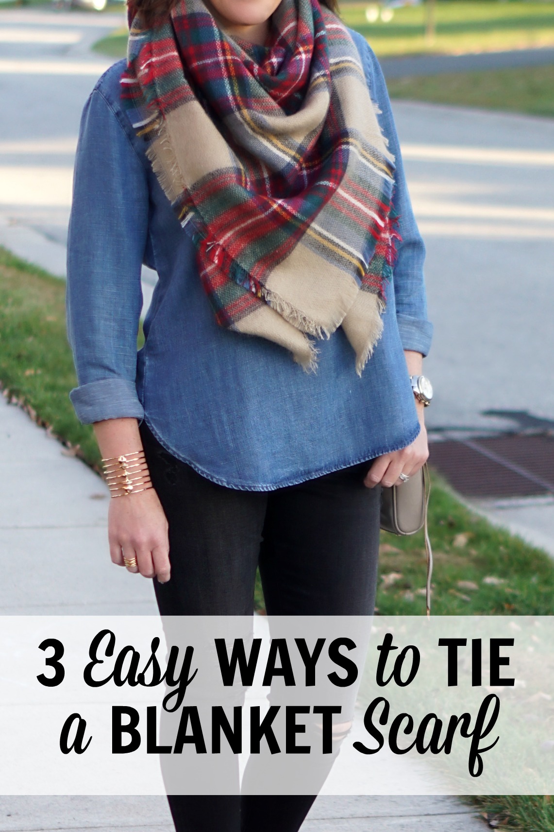 3 SUPER EASY ways to tie a blanket scarf, or any oversized scarf. Click through for picture tutorials and outfit shopping details!!