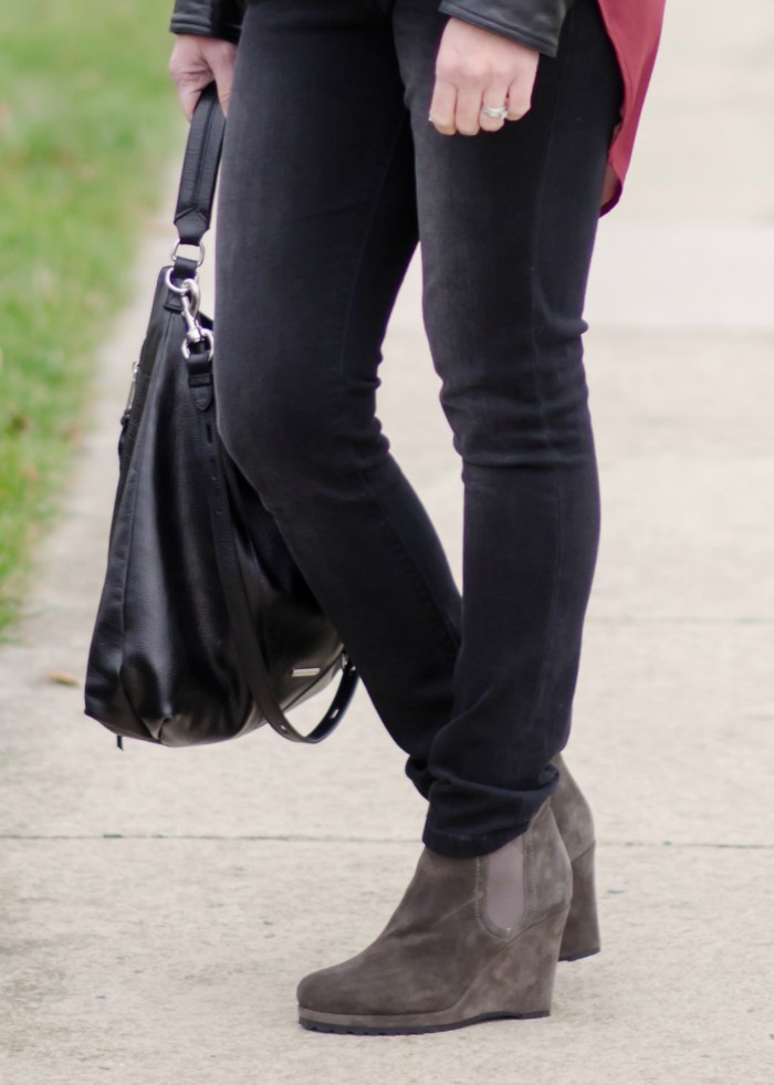 Date Night Outfit Idea: Lush Tunic with Black Jeans and Grey Ankle Boots