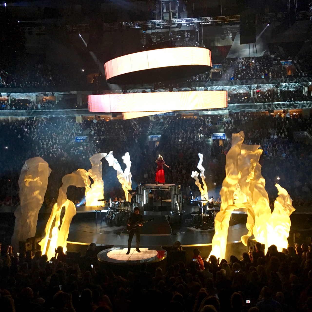 Carrie Underwood Concert in Philadelphia #TheStorytellerTour