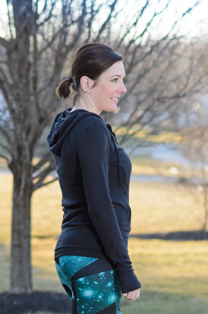 Spring Workout Clothes: Alo Leggings Hoodie with Zella Double Scoop Neck Tank
