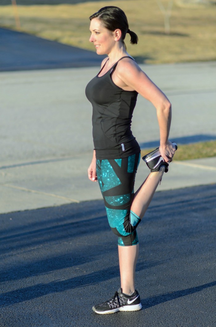 Spring Workout Clothes: Alo Airbrush Print Capris with Zella Double Scoop Neck Tank