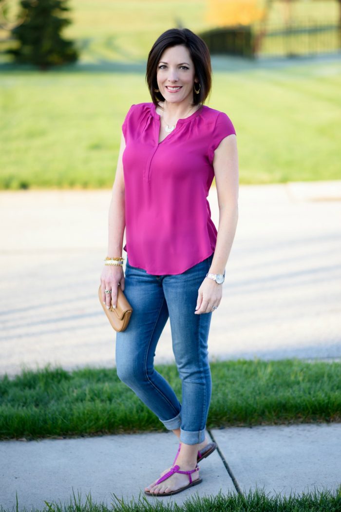 pink-gigi-sandals-with-pink-stitch-fix-blouse-and emma-skinnies-12