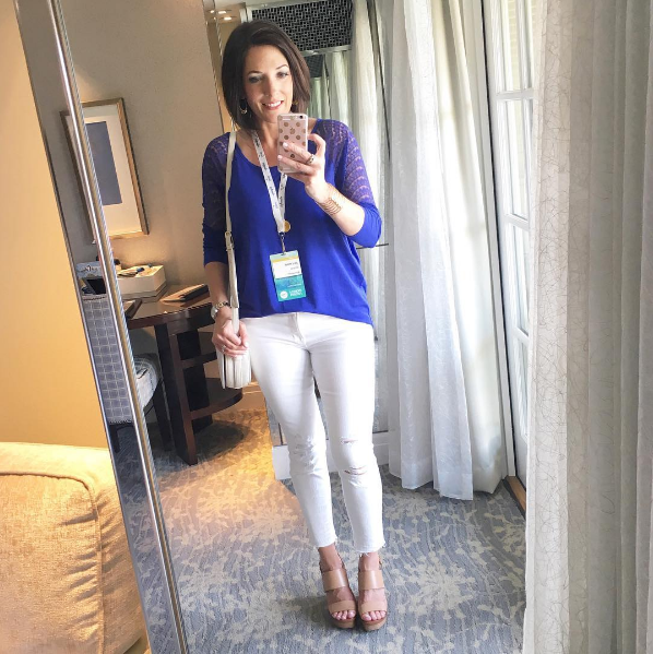 royal blue top with white jeans and nude wedges