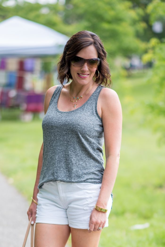 The perfect Saturday morning summer outfit: grey linen tank with white jean shorts and a roomy tote for all your farmer's market finds!