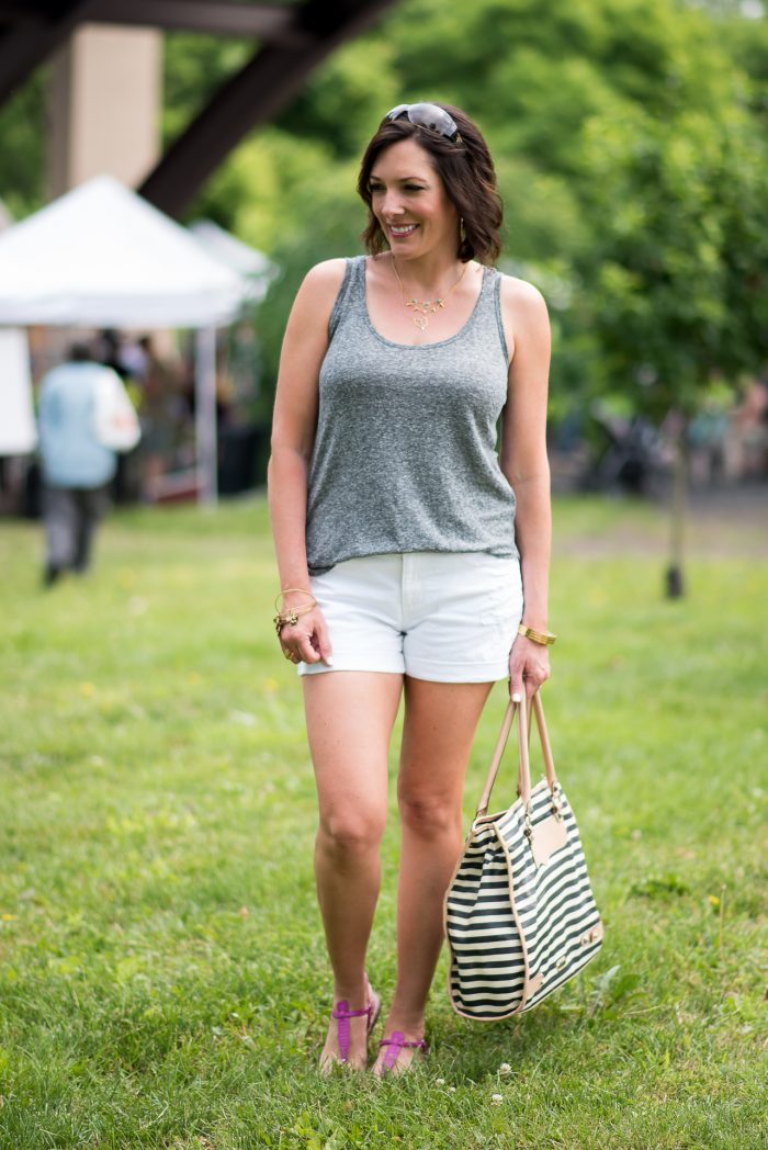 This is the perfect casual Saturday morning farmer's market outfit for summer. Grey linen tank with white jean shorts and a roomy tote for all your goodies!