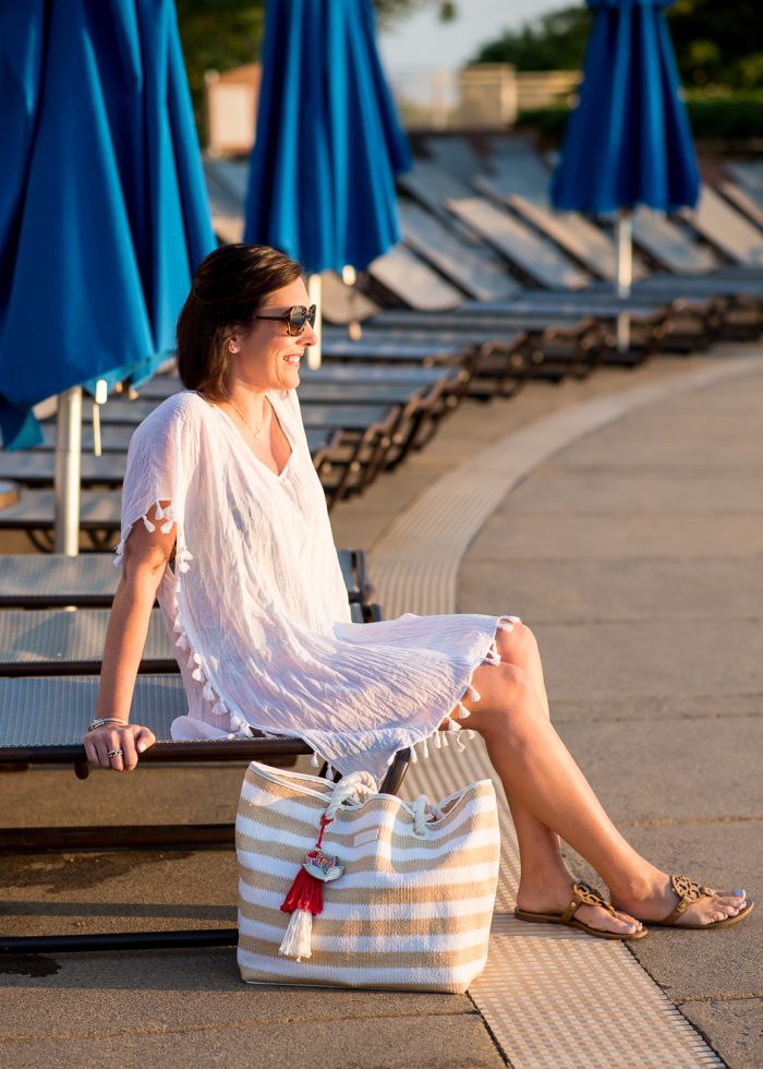 This cotton gauze swimsuit cover-up caftan with tassel trim & Vera Bradley Beach Stripe Tote keep you stylish and fully equipped for a day at the pool or beach!