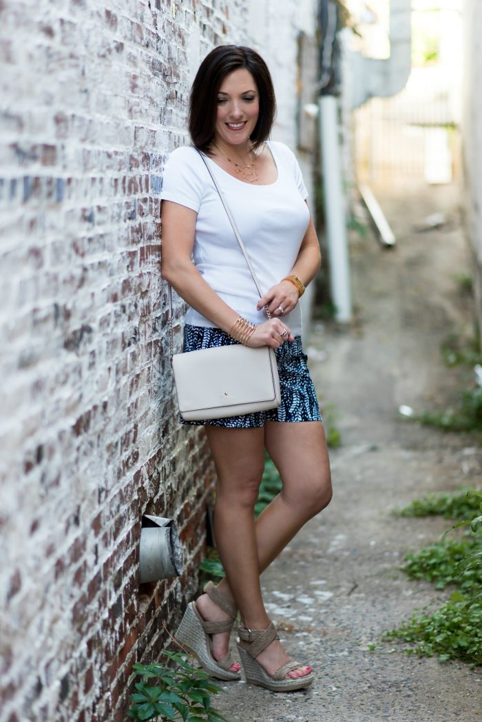 blue and white dressy shorts outfit 2b