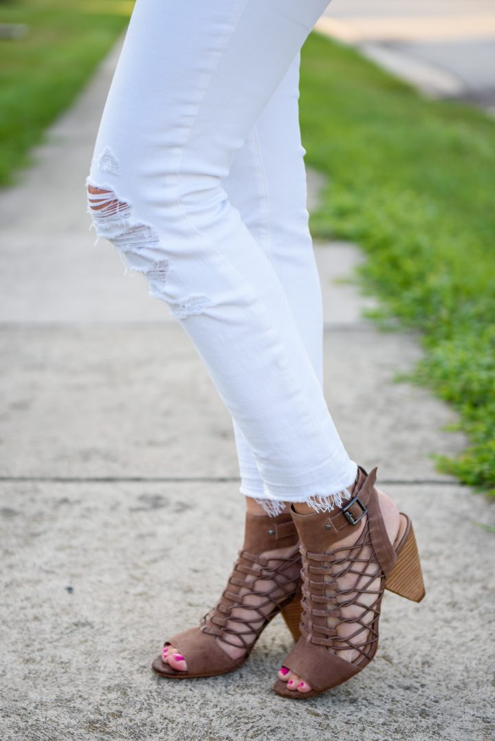 How to Wear Vince Camuto Evel Leather Sandals