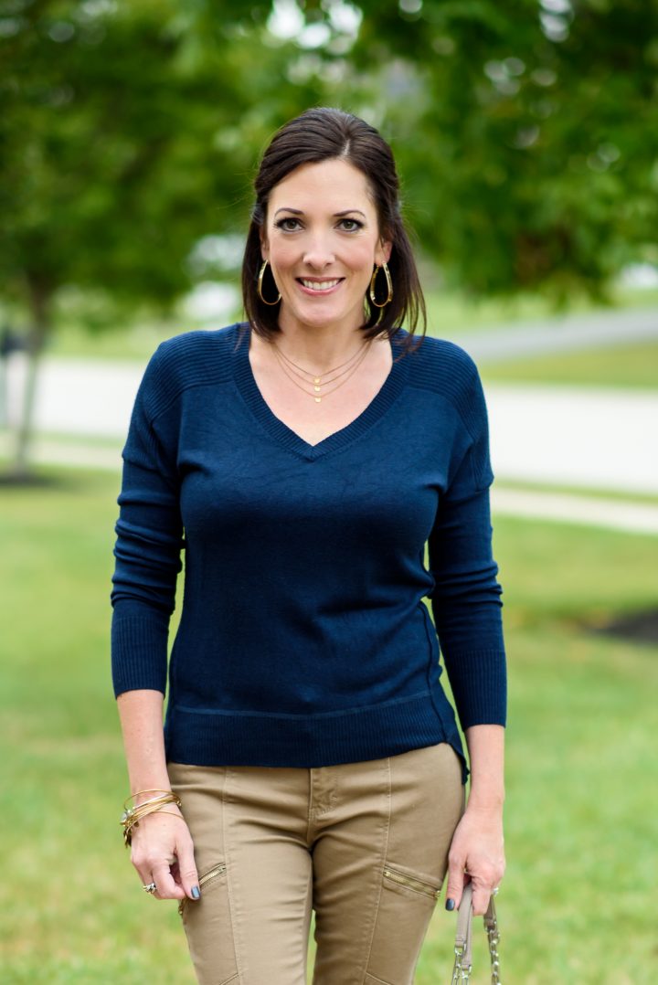 Styling a navy v-neck pullover from Stitch Fix!