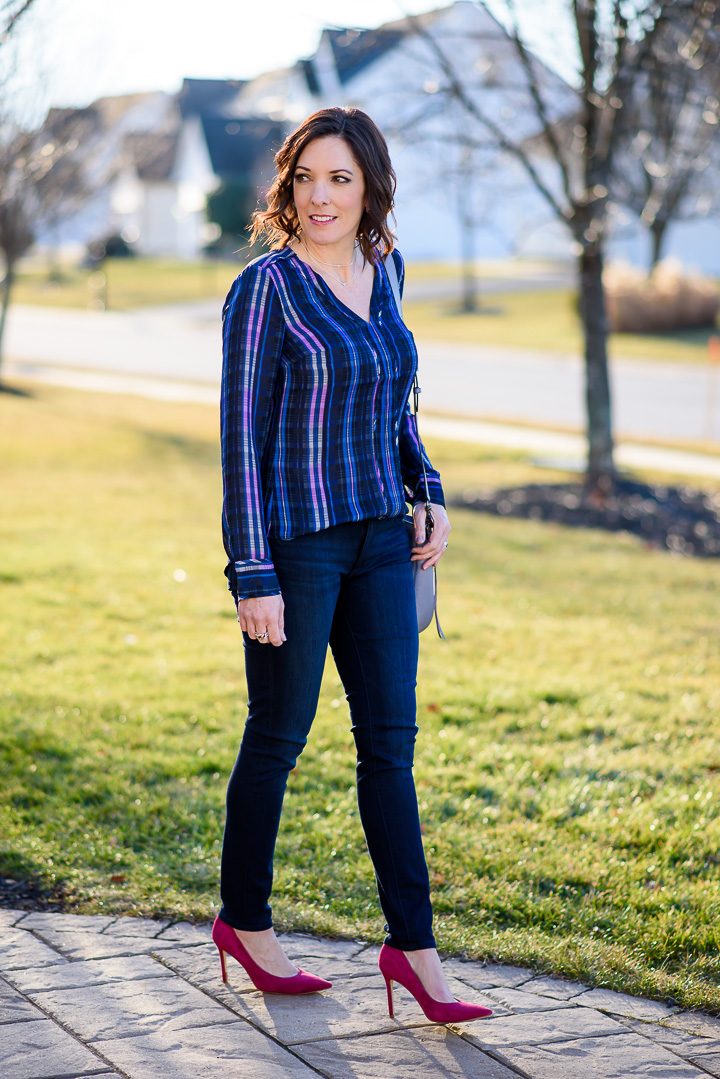 Styling Banana Republic's plaid pipe-edge popover with dark jeans and pink suede pumps for a fun girls' lunch out or casual Friday at the office