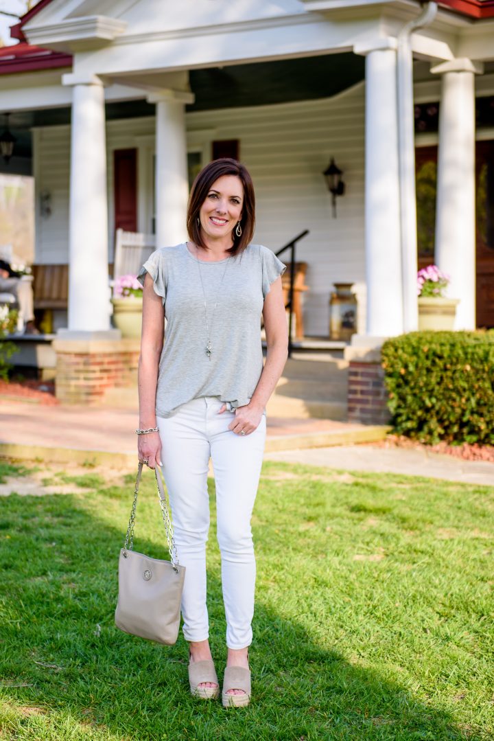 I wore this casual outfit with white jeans and the Bobeau flutter sleeve tee out to dinner with my family last weekend. Such a cute, easy look!