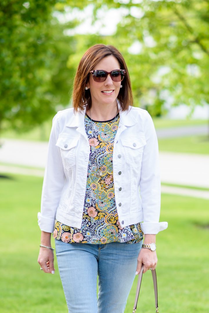 White Denim Jacket Spring Outfit
