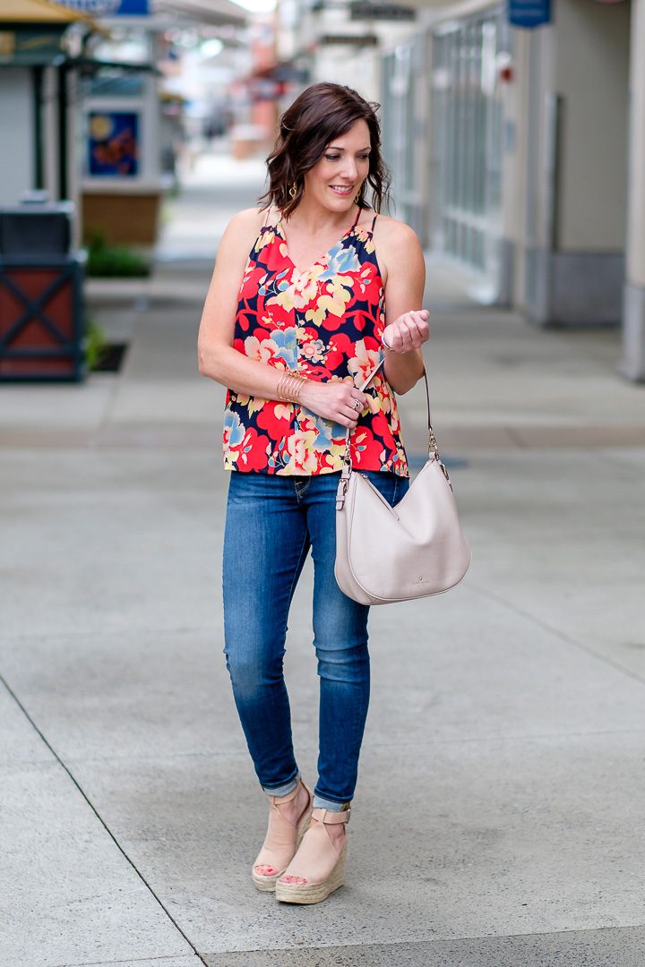 Jo-Lynne Shane wearing Tropical Floral Top Outfit