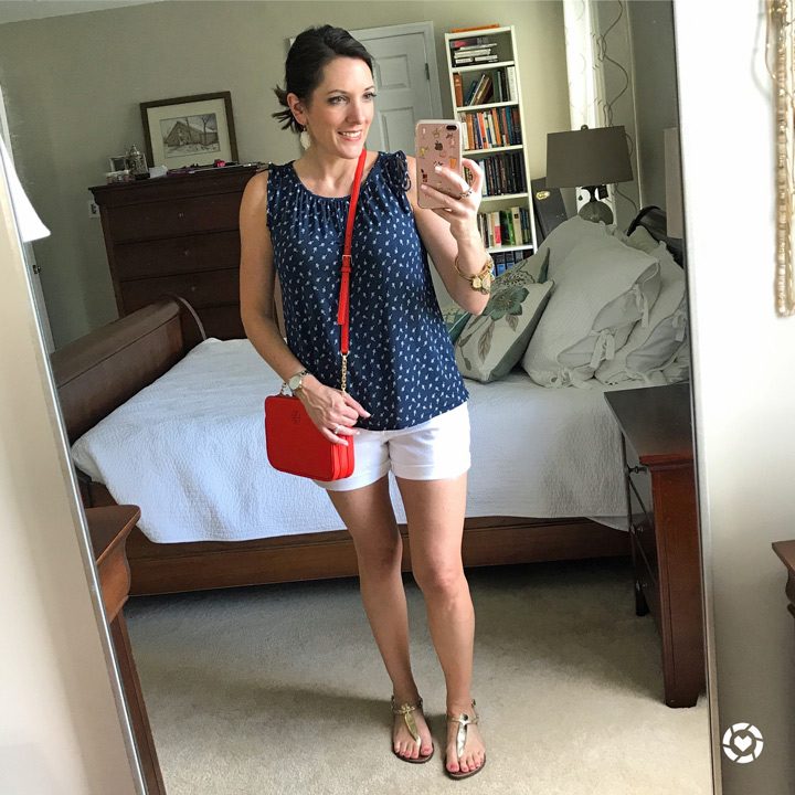 What to Wear for July 4th - blue and white top with white shorts, gold sandals, and a red handbag!
